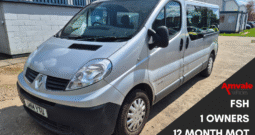 Renault Trafic 9 Seat Minibus